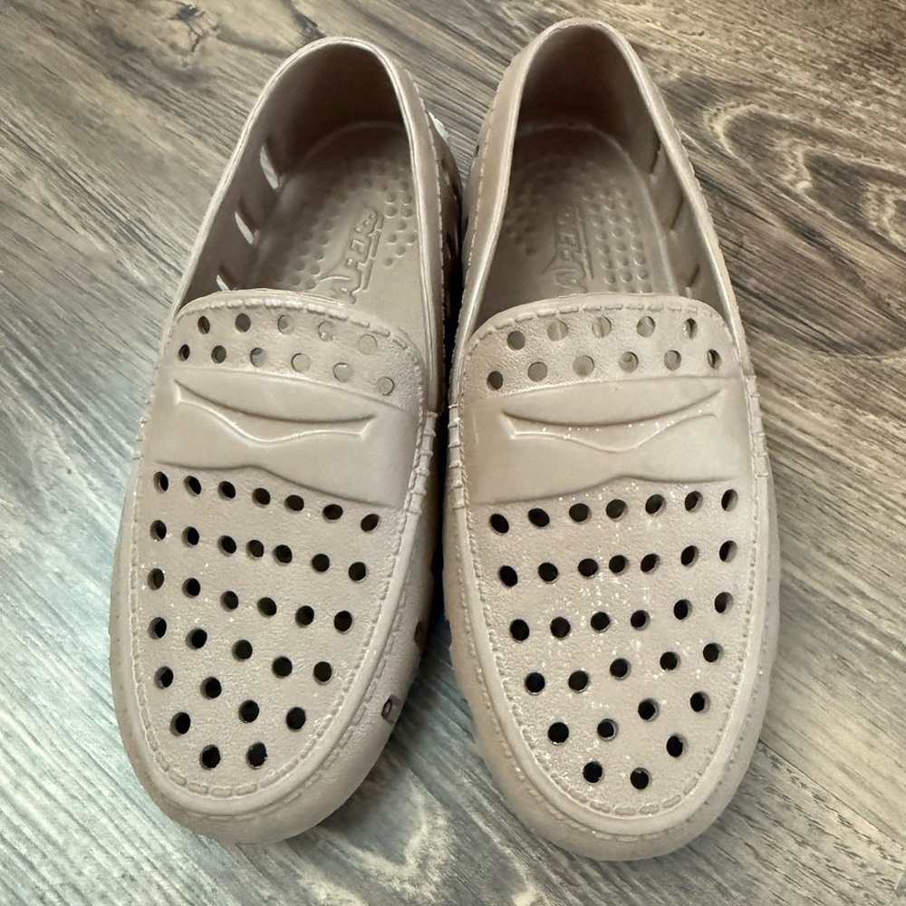 Floafers slip on